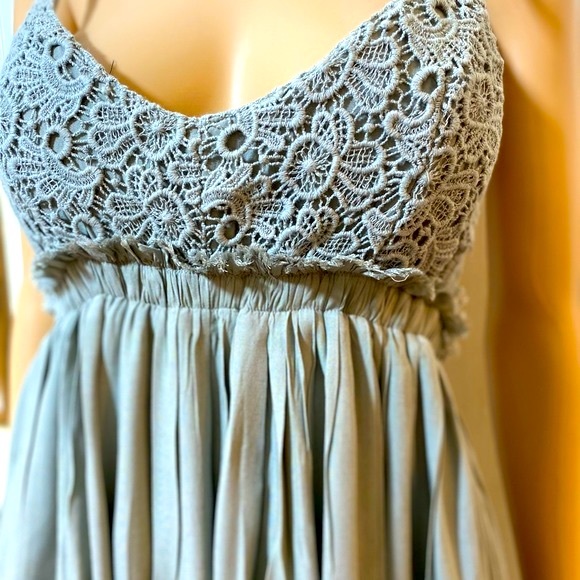 Pink Lily Xanadu maxi dress NWT size large - Picture 11 of 12